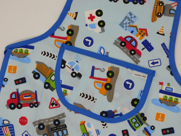 verstellbare Kinderschürze Fahrzeuge ab ca. 5 Jahre allover blau mit Tasche